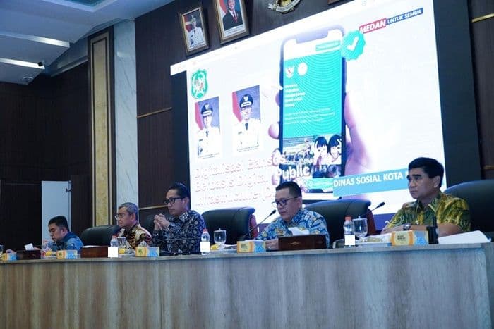 rico_waas_beri_tenggat_15_bulan_camat_medan_diminta_tuntaskan_pendaftaran_perlinsos