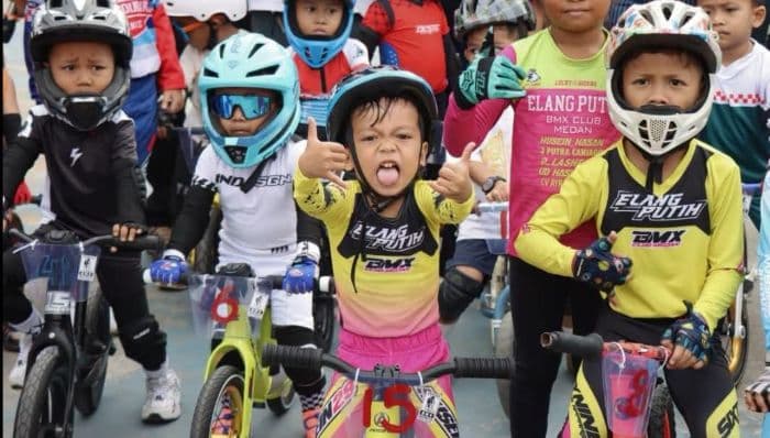 65_pesepeda_cilik_ikuti_next_idea_push_bike_race_di_binjai