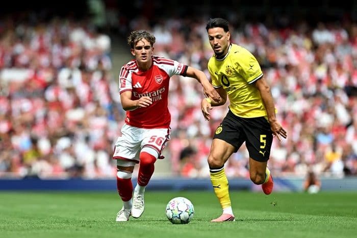 arsenal_vs_dortmund_the_gunners_kalah_23_di_final_emirates_cup_2026