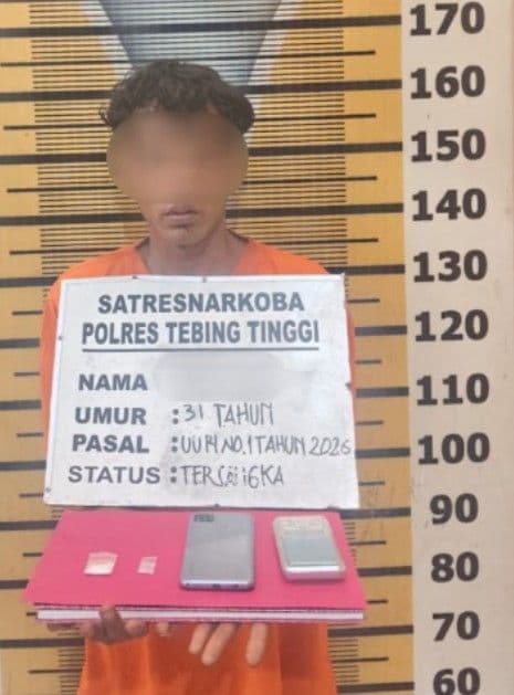 pria_di_tebing_tinggi_ditangkap_karena_miliki_sabu_152_gram