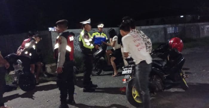 polres_asahan_gelar_patroli_hingga_dini_hari_cegah_aksi_geng_motor_bersajam