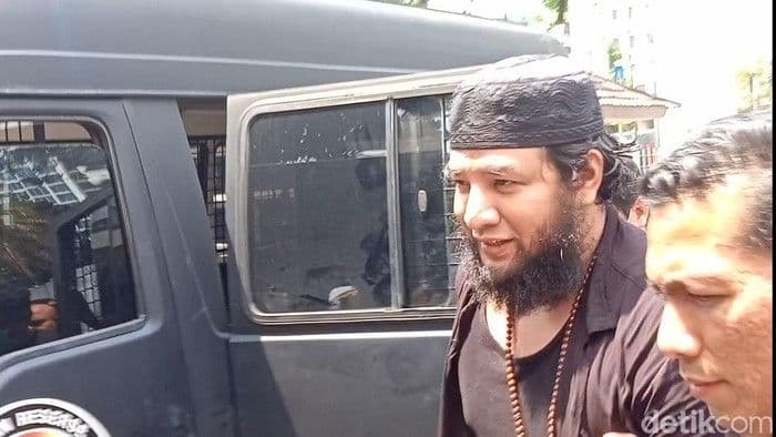 ammar_zoni_kembali_terjerat_kasus_narkoba_edarkan_sabu_dan_tembakau_sintetis_di_rutan_salemba