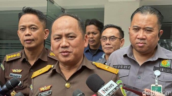 kajari_jakbar_tak_dipidana_meski_terbukti_terima_uang_barbuk_kasus_robot_trading