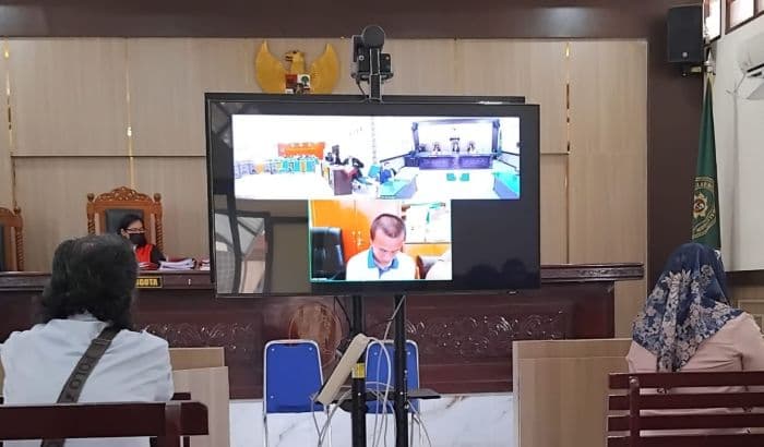 penabrak_ayah_dan_dua_anaknya_hingga_tewas_di_simalungun_dihukum_4_tahun_penjara
