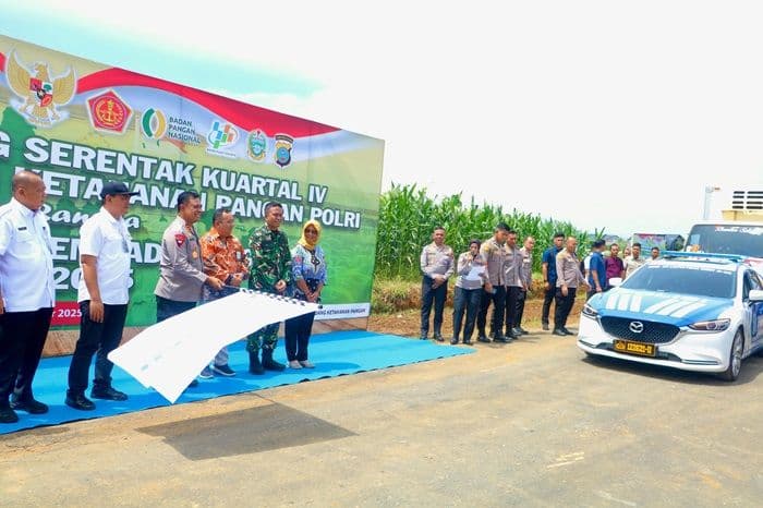 polri_tanam_jagung_serentak_polda_sumut_dukung_swasembada_pangan