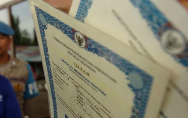 1135_persen_penduduk_ri_tak_punya_ijazah