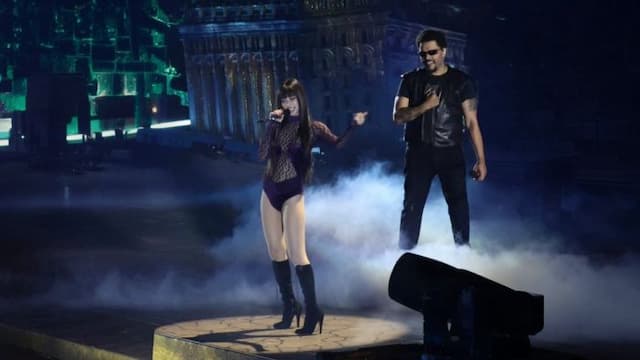 jennie_blackpink_jadi_bintang_tamu_kejutan_konser_the_weeknd_di_korsel