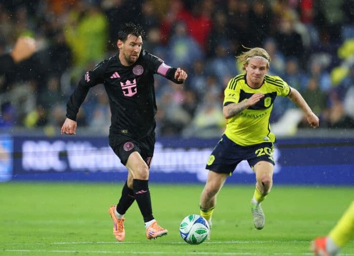 messi_ganda_gol_di_babak_pertama_inter_miami_unggul_atas_nashville