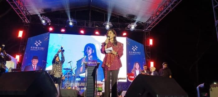 meutya_hafid_ajak_masyarakat_sergai_jadi_pahlawan_digital_lindungi_anak