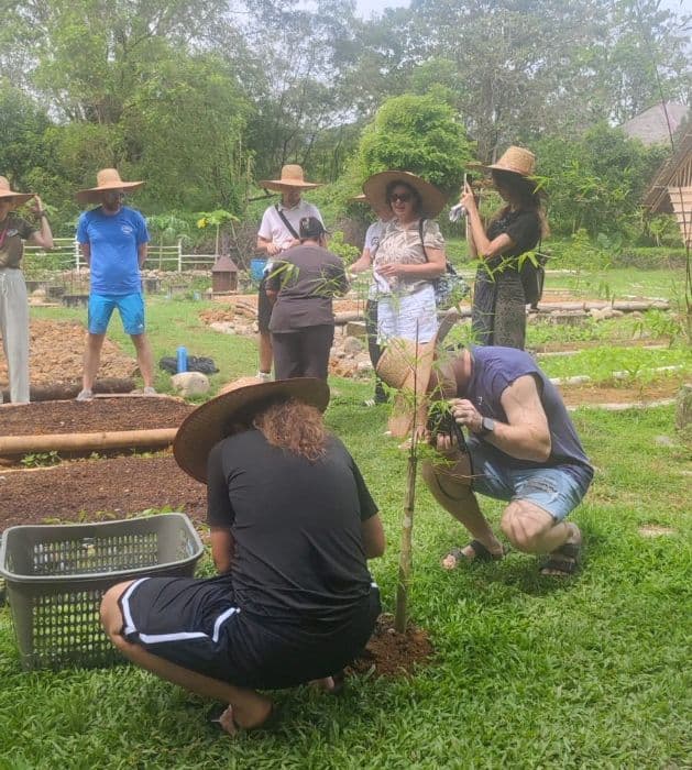 wna_asal_jerman_ikut_kegiatan_konservasi_dan_pertanian_organik_di_langkat