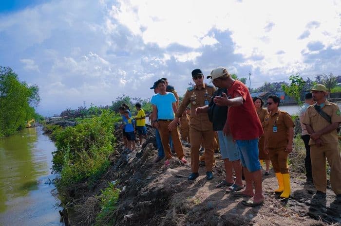 bmkg_prediksi_hujan_lebat_guyur_medan_seminggu_gibson_pastikan_drainase_siap