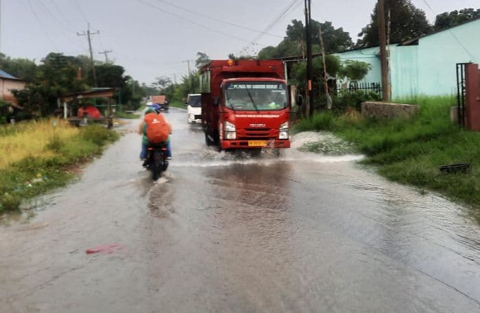 bpbd_simalungun_imbau_warga_waspada_hujan_ekstrem_dan_ancaman_longsor_pekan_ini