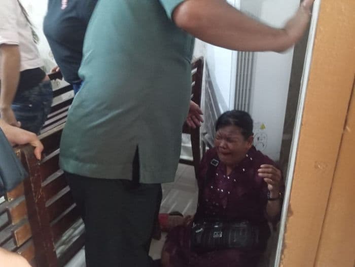 ibu_korban_histeris_di_pn_pematangsiantar_usai_vonis_15_tahun_untuk_pembunuh_anaknya_