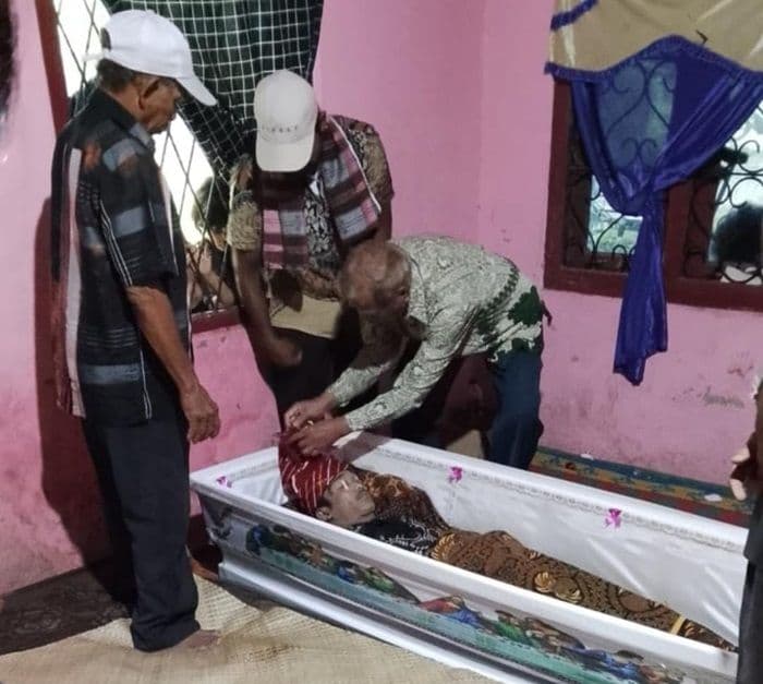 keluarga_korban_pengeroyokan_pancur_batu_tuntut_kepastian_polisi