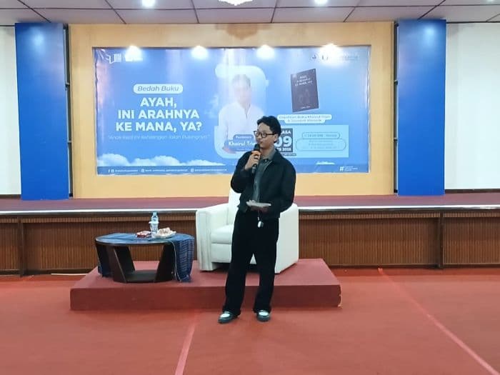 menumbuhkan_budaya_literasi_kritis_bank_indonesia_pematangsiantar_gelar_serial_bedah_buku