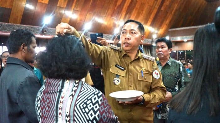 pemkab_tapanuli_utara_gelar_doa_bersama_dan_santunan_korban_bencana_posko_tetap_aktif