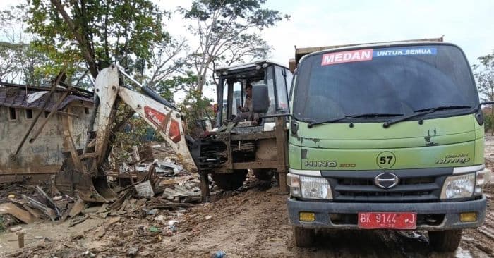 percepat_pemulihan_aceh_tamiang_pemko_medan_kembali_kirim_bantuan_alat_berat_
