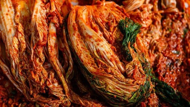 rutin_makan_kimchi_setiap_hari_studi_ungkap_manfaatnya_cegah_penyakit_