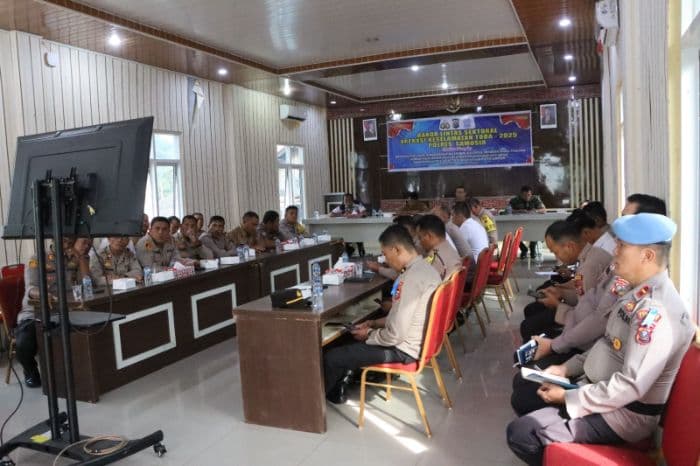 selama_14_hari_polres_samosir_turunkan_63_petugas_razia_pengendara