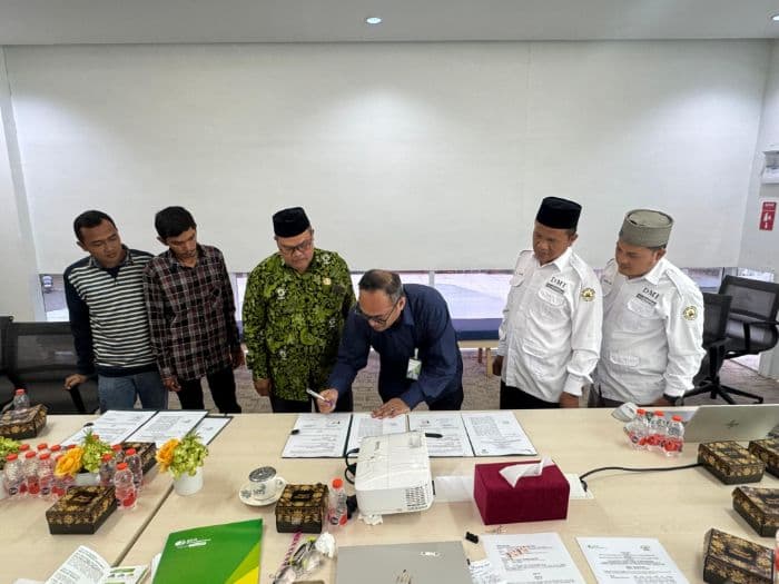 bpjs_ketenagakerjaan_gandeng_dmi_perluas_jaminan_sosial_pengurus_masjid