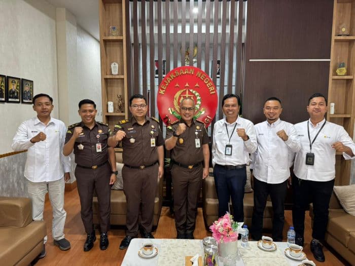 komunikasi_intensif_antara_pln_dan_kejaksaan_berikan_kontribusi_positif