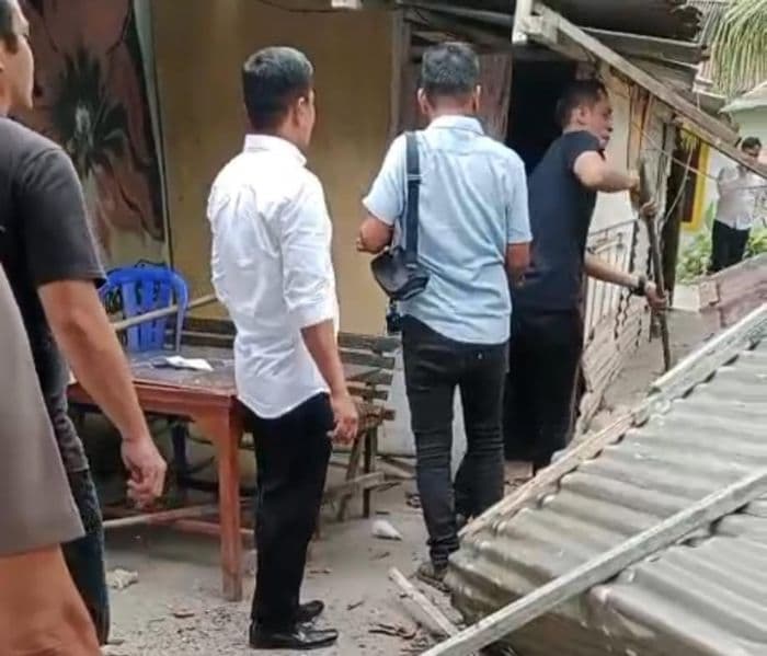polres_binjai_gerebek_sarang_narkoba_di_binjai_barat_satu_pria_diamankan