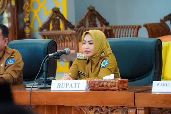 bupati_labuhanbatu_dinas_lingkungan_hidup_fokus_tangani_sampah