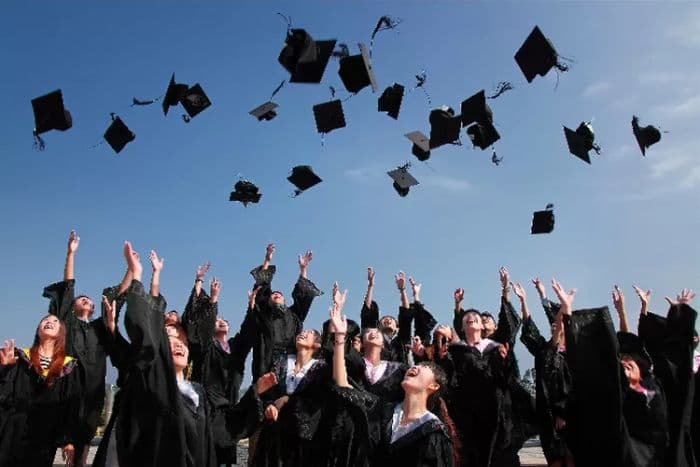 dana_beasiswa_fulbright_dibekukan_bagaimana_mahasiswa_di_luar_negeri