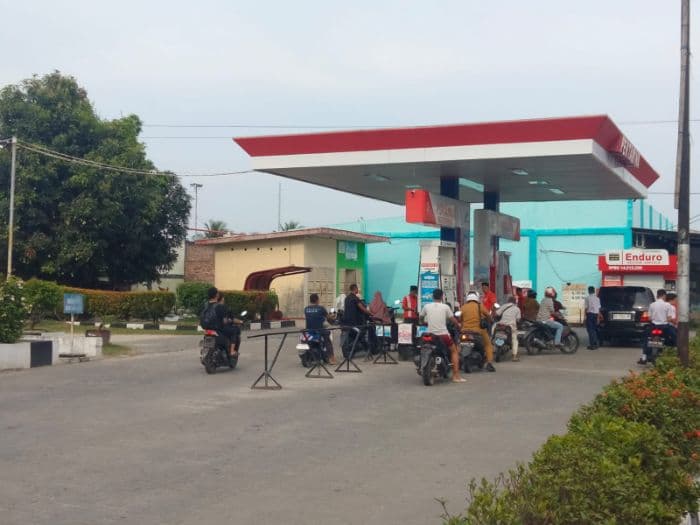 antrean_pengisian_bbm_di_spbu_kisaran_mendadak_hilang