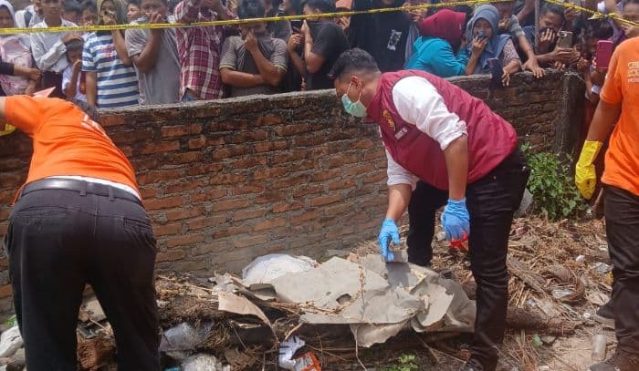 suami_korban_pembunuhan_irt_di_sergai_duga_pelaku_merupakan_mantan_menantu_mereka_