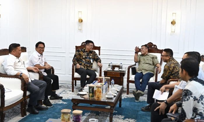 gubernur_bobby_percepat_pemulihan_banjir_dan_longsor_di_tapteng_fokus_infrastruktur_dan_huntap_