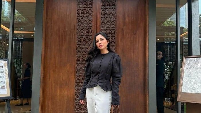 rachel_vennya_khawatir_nasib_adikadiknya_usai_rumah_kemang_terancam_dijual_okin_