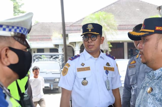 larangan_naikturun_penumpang_di_jalan_jamin_ginting_bikin_medan_lebih_lancar