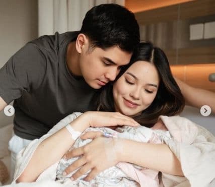 alyssa_daguise_istri_al_ghazali_melahirkan_anak_pertama