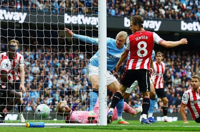 doku_menggila_haaland_mengunci_manchester_city_hajar_brentford_30_di_etihad