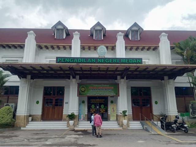 pn_medan_delapan_hakim_dan_satu_panitera_pengganti_disanksi_bawas_ma_akan_ditindaklanjuti