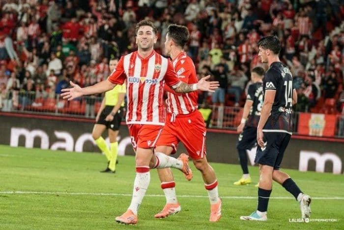 almeria_lolos_ke_final_playoff_laliga2_kalahkan_castellon_32_lewat_gol_menit_904