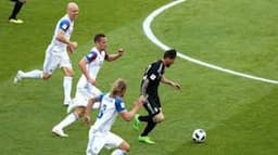 argentina_hajar_islandia_30_lionel_messi_cetak_gol_dan_bawa_albiceleste_dominan