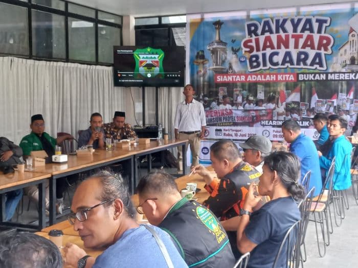 peserta_hearing_publik_dorong_pemko_siantar_fokus_selesaikan_persoalan_daerah