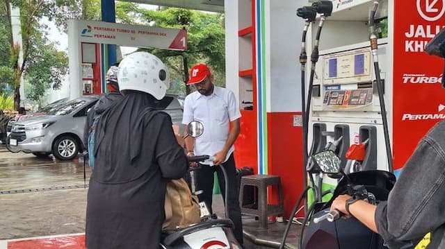 harga_pertamax_melonjak_rp16250_per_liter_pengamat_wantiwanti_migrasi_besar_ke_pertalite