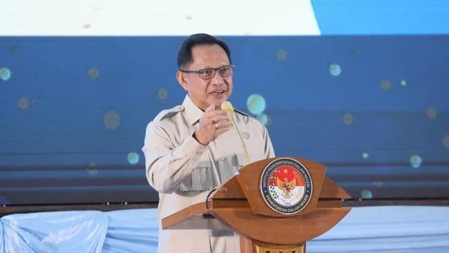 mendagri_siapkan_skema_top_up_tkd_untuk_39_daerah_yang_kesulitan_bayar_gaji_pppk