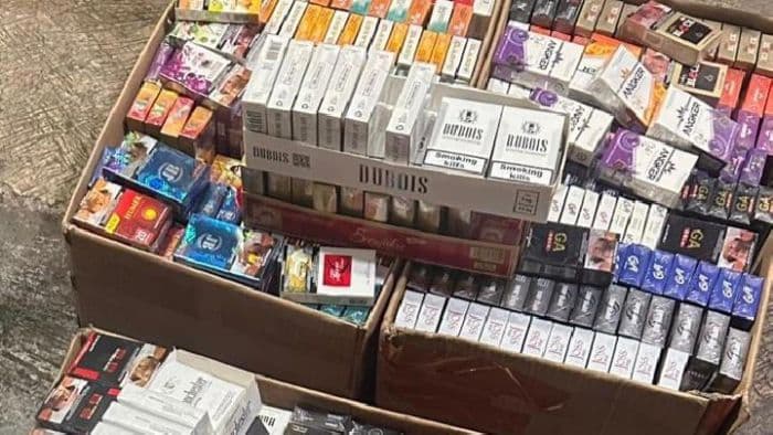 viral_rekaman_suara_dugaan_pengamanan_peredaran_rokok_ilegal_di_jatim