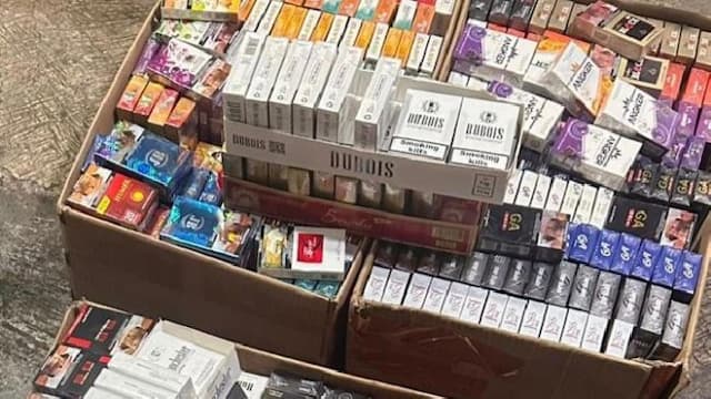 viral_rekaman_suara_dugaan_pengamanan_peredaran_rokok_ilegal_di_jatim