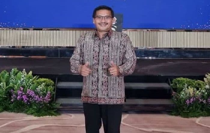 togap_simangunsong_dilantik_jadi_sekda_sumut_definitif_oleh_gubernur_bobby_nasution