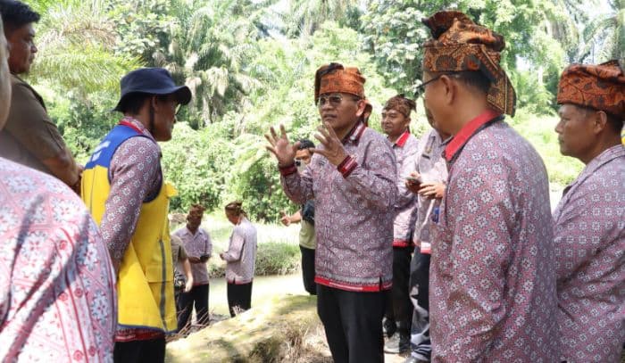 bupati_simalungun_janjikan_perbaikan_bendungan_bahilang_yang_jebol_sejak_2025