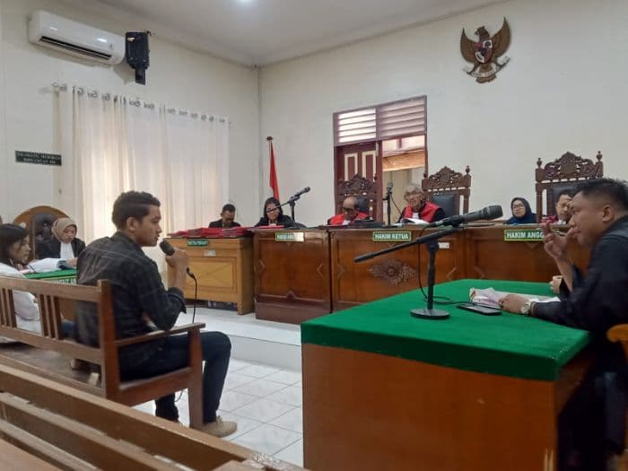 hakim_pn_medan_perintahkan_pacar_art_yang_buang_bayi_di_kompleks_bilal_prima_ditahan