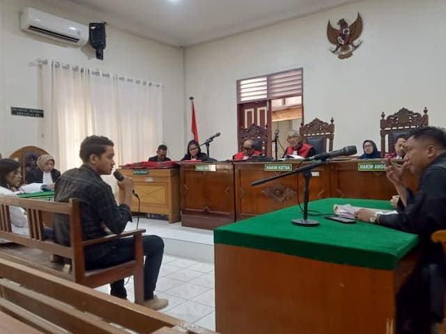 hakim_pn_medan_perintahkan_pacar_art_yang_buang_bayi_di_kompleks_bilal_prima_ditahan