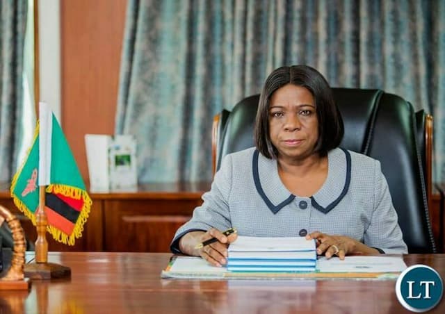 selesai_kampanye_wakil_presiden_zambia_alami_kecelakaan_helikopter