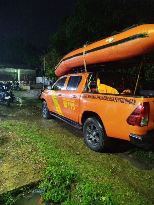 dua_warga_hanyut_di_sungai_belumai_deli_serdang_pencarian_terus_dilakukan