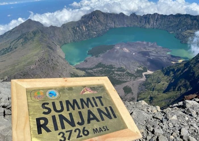 gunung_rinjani_resmi_dibuka_besok_ada_sop_baru